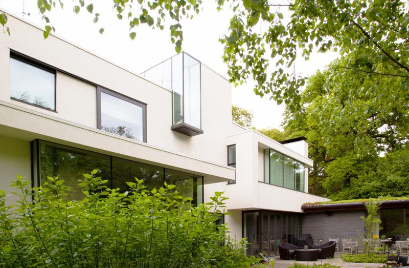 Wooded House In Wimbledon